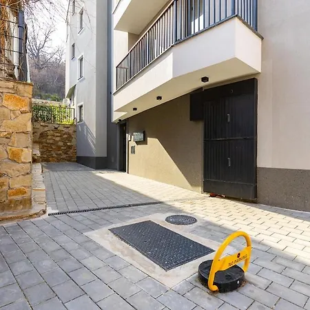 2 Bedroom Dzhendem Tepe 2 Parking Spots In Next To Mu Διαμέρισμα Φιλιππούπολη