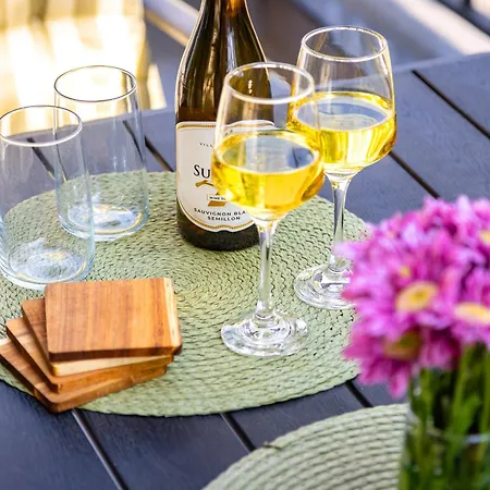 2 Bedroom Dzhendem Tepe 2 Parking Spots In Next To Mu