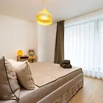 2 Bedroom Dzhendem Tepe 2 Parking Spots In Next To Mu