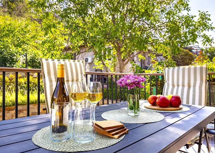 2 Bedroom Dzhendem Tepe 2 Parking Spots In Next To Mu Apartament *